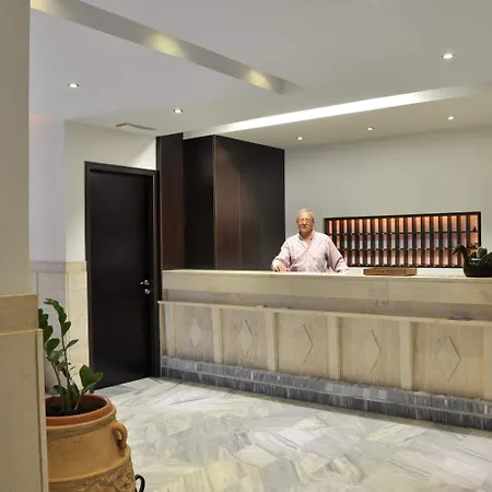 Dimitris Paritsa 코스 타운