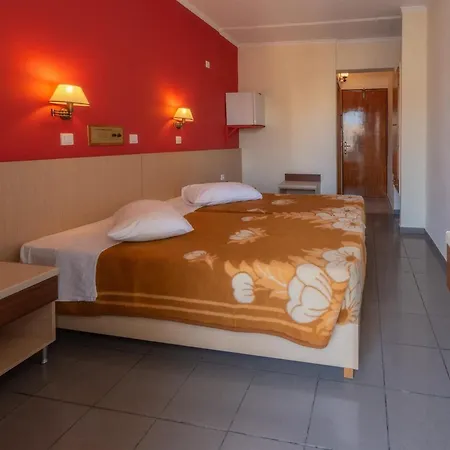 Dimitris Paritsa 2* 코스 타운