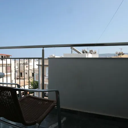 Dimitris Paritsa Hotel 2*