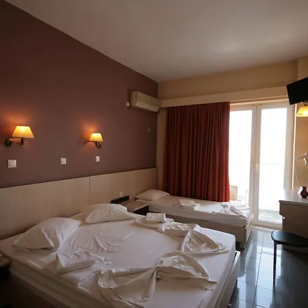 Dimitris Paritsa Hotel 2*