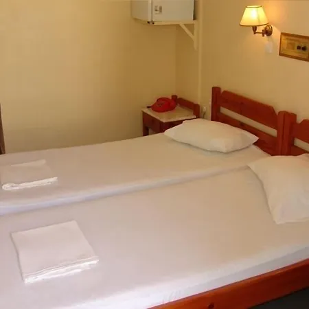 فندق Dimitris Paritsa بلدة كوس