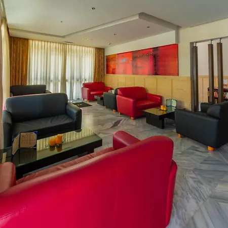 Dimitris Paritsa فندق 2*