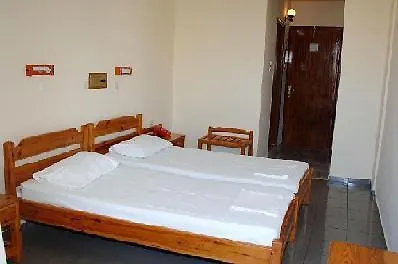 ホテル Dimitris Paritsa 2*