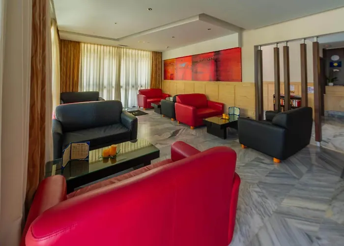 Dimitris Paritsa Hotell 2*