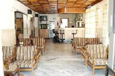 Hotell Dimitris Paritsa 2*